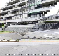 CANBERRA CHIC Hosted by LAbode - Accommodation Directory