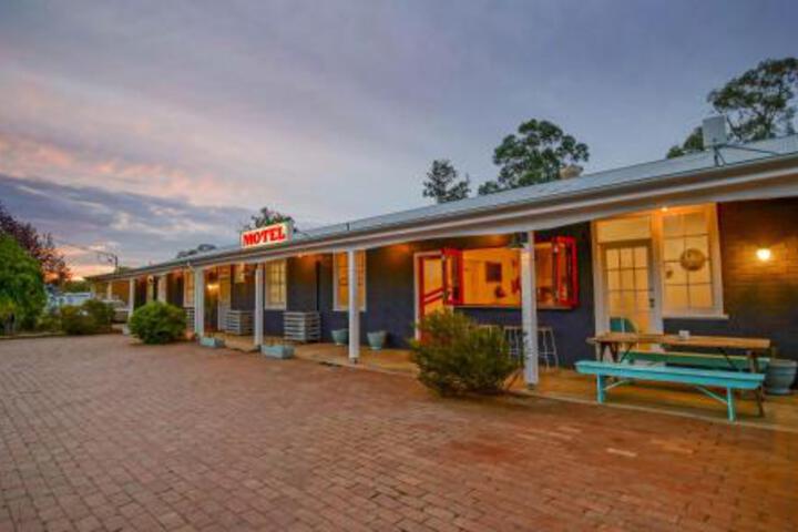 Borree NSW Accommodation Directory