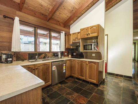 Magnetic Effect - Accommodation Directory 1