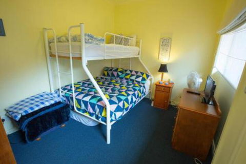 A Mariners Place BEST Location In Town! - Accommodation Directory 2