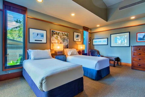 Yacht Club 19 Bijou De Mer 2 Buggies - Accommodation Directory 5