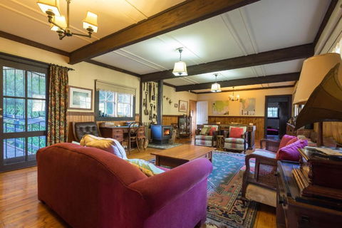 Walhalla Coach House - Accommodation Directory 6