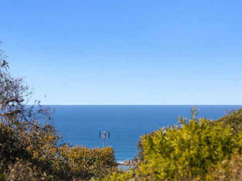 BELLE VUE ANGLESEA - Accommodation Directory 4