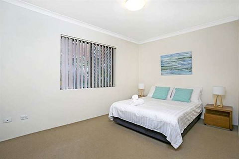 Walking Distance To Coogee Beach MOUNT - Accommodation Directory 2
