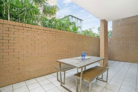 Walking Distance To Coogee Beach MOUNT - Accommodation Directory 3