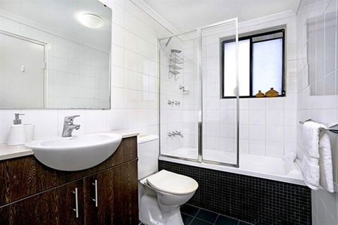 Walking Distance To Coogee Beach MOUNT - Accommodation Directory 4