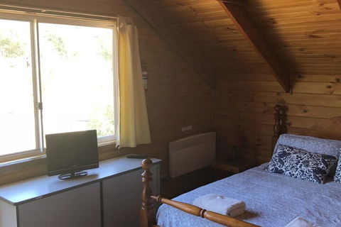 Alpine Stag Lodge Unit 2 - Accommodation Directory 4