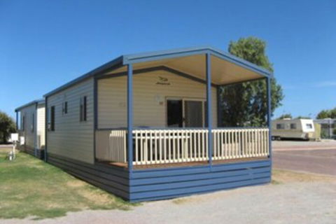 ARNO BAY CARAVAN PARK - Accommodation Directory 0