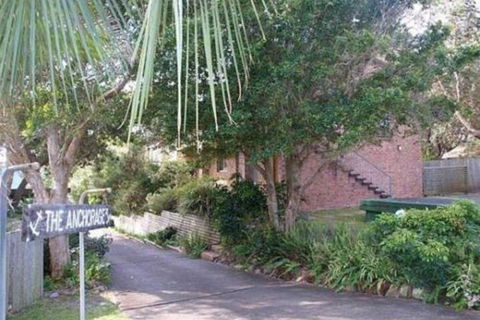 ANCHORAGE 1 - Accommodation Directory 3