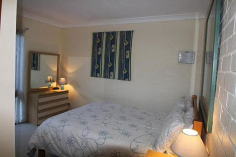 ANCHORAGE 1 - Accommodation Directory 6