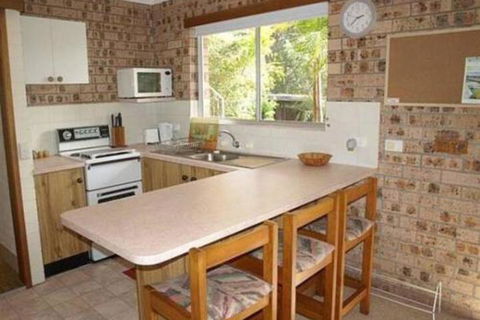 ANCHORAGE 1 - Accommodation Directory 1