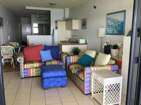 Absolute Beachfront With Million Dollar Views - Accommodation Directory 3