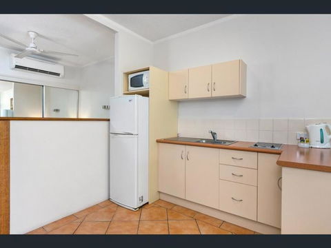 Absolute Beachfront With Million Dollar Views - Accommodation Directory 1