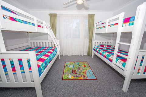 Ajax Avenue 2 / 35 Nelson Bay - Accommodation Directory 5