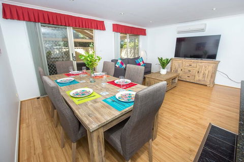 Ajax Avenue 2 / 35 Nelson Bay - Accommodation Directory 7