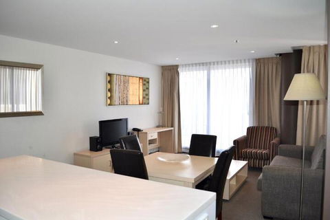 APTonNorthTCE - Accommodation Directory 3