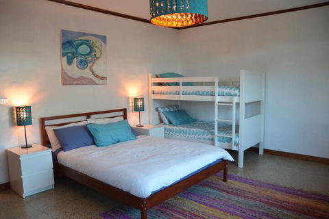 Of Stone & Wood Guesthouse Secluded Getaway! - Accommodation Directory 4