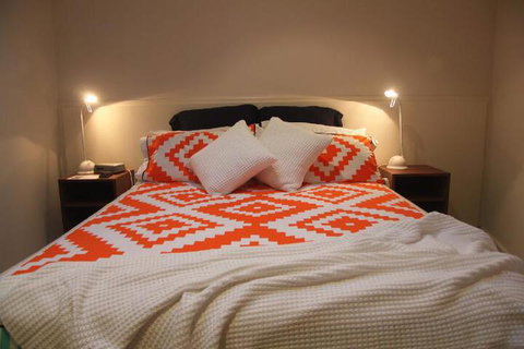 SACKVILLE APARTMENT 1 - Accommodation Directory 6