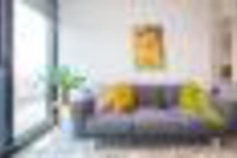 GUSTAVs THE KISS 2Bed Brisbane CBD Netflix - Accommodation Directory 6