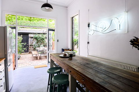 Adderley A Striking 1880s Restored Victorian - Accommodation Directory 5