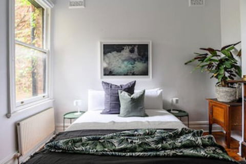 Adderley A Striking 1880s Restored Victorian - Accommodation Directory 0