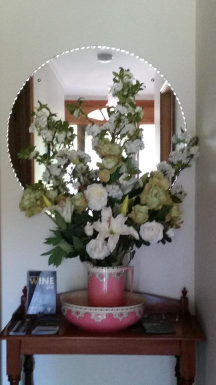 Beezneez B & B - Accommodation Directory 6