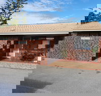 Ocean Beach Chalet 18