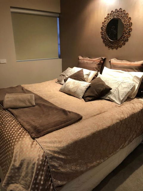 About Time Retreats Studio Seven - Accommodation Directory 5