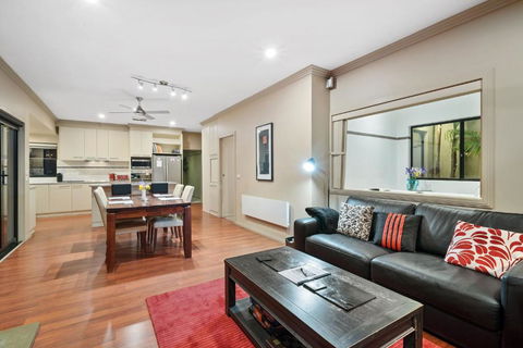 About Time Retreats Studio Seven - Accommodation Directory 3