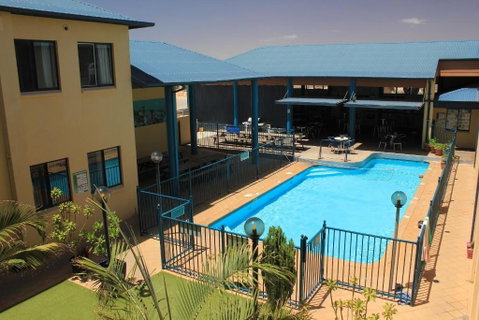 Ningaloo Coral Bay Backpackers - Accommodation Directory 1