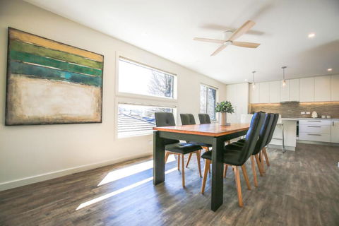 A Pear Tree Loft - Accommodation Directory 1