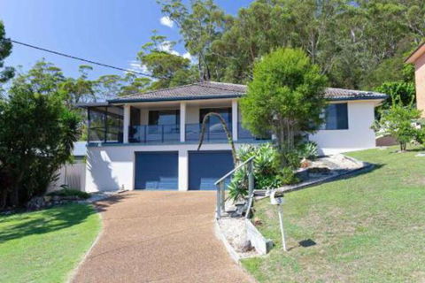 Kallaroo Street 3 Corlette - Accommodation Directory 5