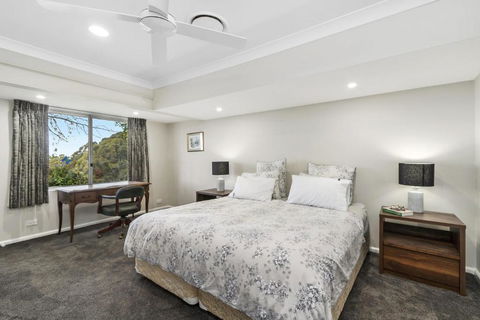 WINDARRI - Accommodation Directory 3