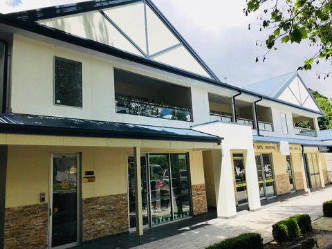 Olinda Village Apartment A2 - Accommodation Directory 5