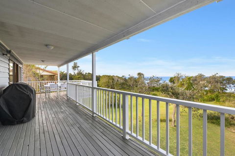 Blue Oar Beach House - Accommodation Directory 3