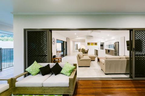 PARKVIEW At PALM COVE - Accommodation Directory 2