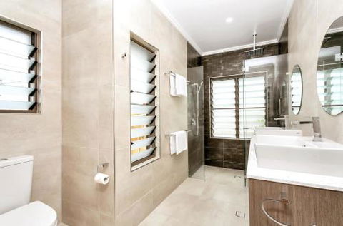 PARKVIEW At PALM COVE - Accommodation Directory 6