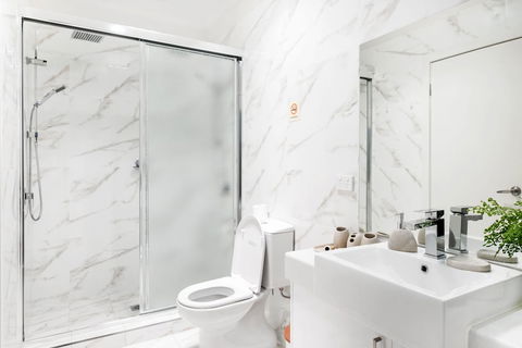 Woody Lifestyle One Bedroom Apartment - Accommodation Directory 5