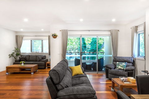 Woody Lifestyle One Bedroom Apartment - Accommodation Directory 1