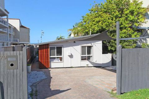 BEACH SHOPS & FABULOUS VACATION HOME! - Accommodation Directory 2
