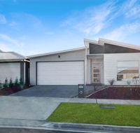 Brand New Home 10 mins to Beach Torquay Geelong Deakin Hospitals - Accommodation Directory