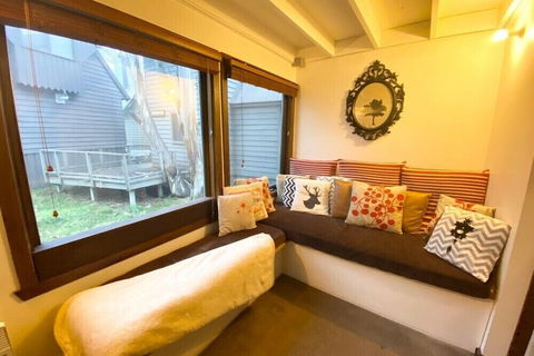 Alpine Retreat - Accommodation Directory 1