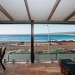 Canal Rocks Beachfront Apartments - Accommodation Directory 0