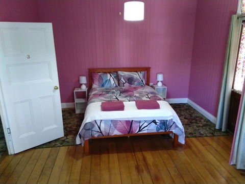 Minto Hostel - Accommodation Directory 3