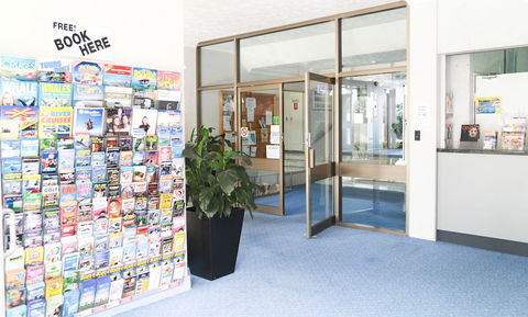 Pacific Regis Apartments - Accommodation Directory 6