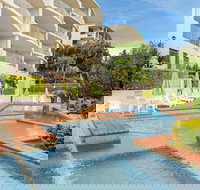 Bellevue At Trinity Beach - Accommodation Directory