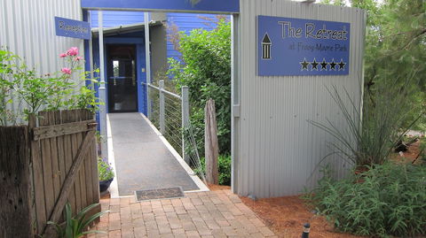 The Retreat At Froog-Moore Park - Accommodation Directory 4