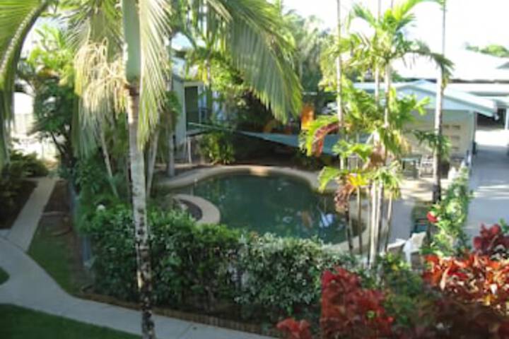 Westcourt QLD Accommodation Directory