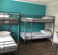 Reef Backpackers - Accommodation Directory