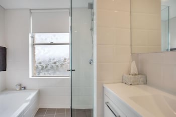 Bellevue Belle - Accommodation Directory 3